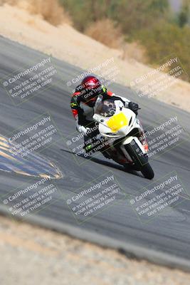 media/Apr-10-2022-SoCal Trackdays (Sun) [[f104b12566]]/Turn 10 (1pm)/